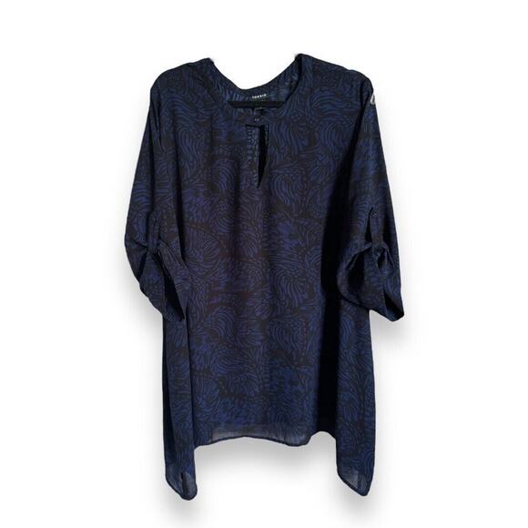 Torrid Womens Blouse Sz 2 2X Black Blue Sharkbite Butterfly Print Georgette - Picture 1 of 4